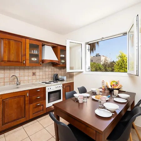 Athena Classico Villa Kolímbia