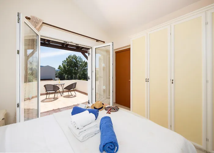 Athena Classico Villa *